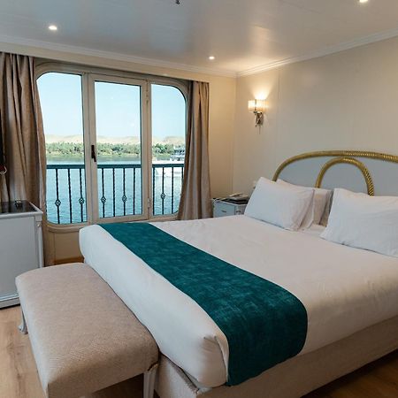 Nile Quest Cruise - 4 Or 7 Nights From Luxor Each Saturday And 3 Or 7 Nights From Aswan Each Wednesday Hotel Exterior photo