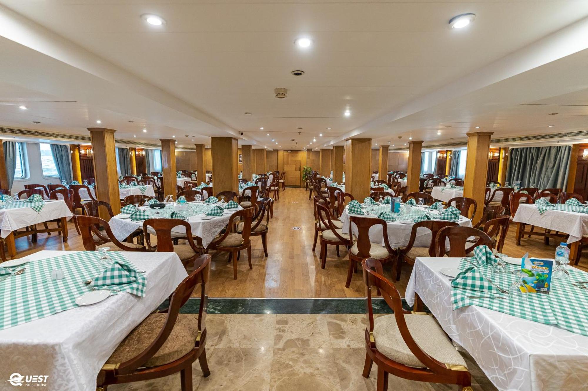 Nile Quest Cruise - 4 Or 7 Nights From Luxor Each Saturday And 3 Or 7 Nights From Aswan Each Wednesday Hotel Exterior photo